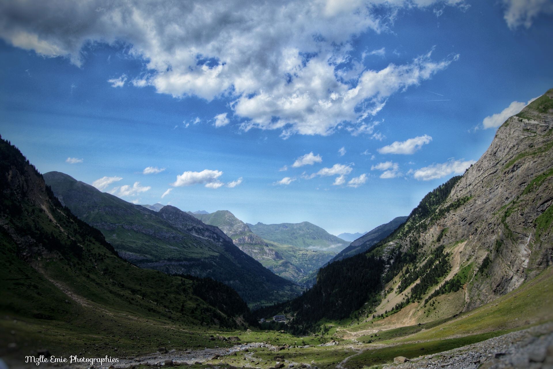 Photo de paysage des pyrénées en ligthbox