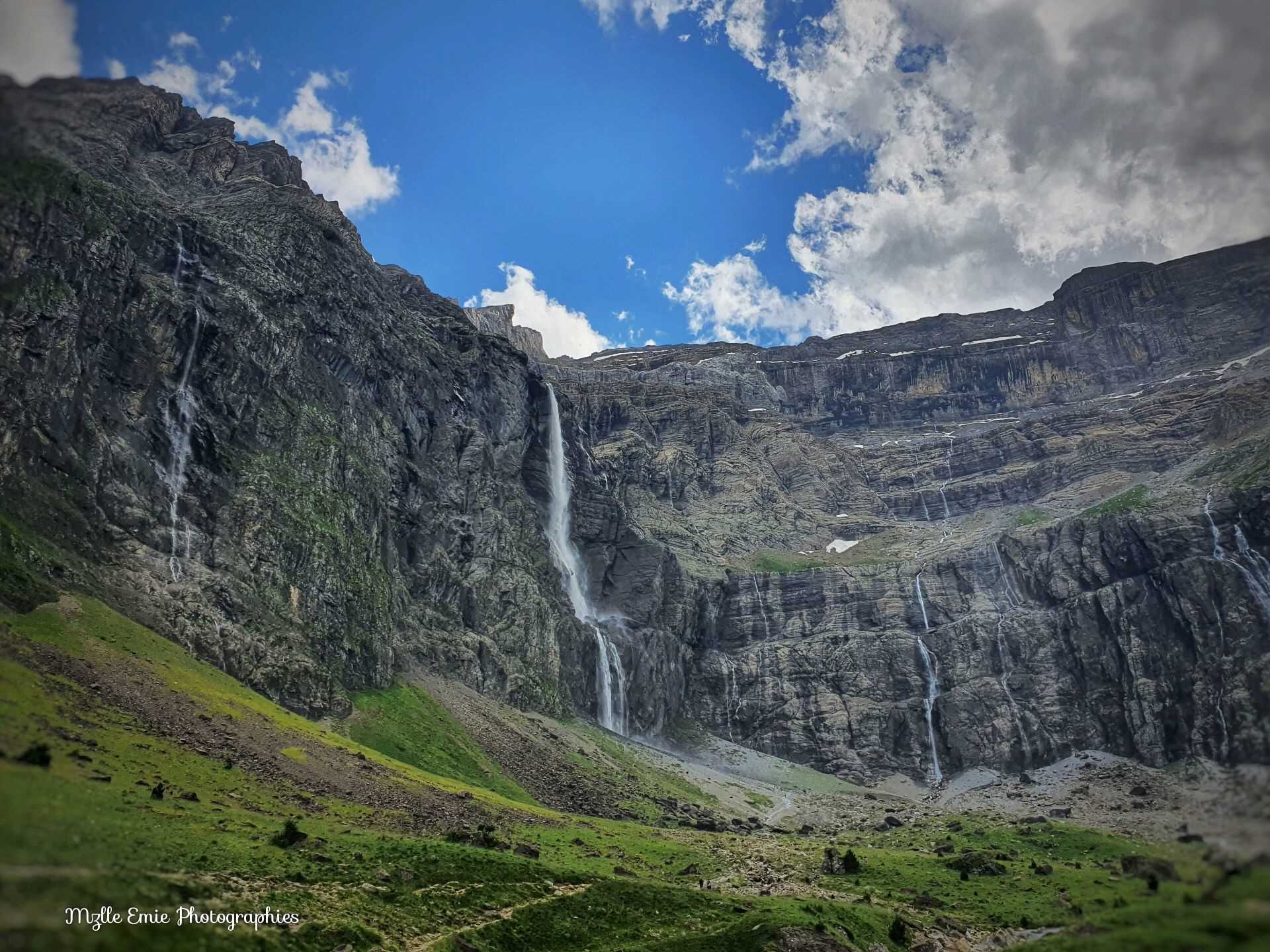 Photo de paysage des pyrénées en ligthbox