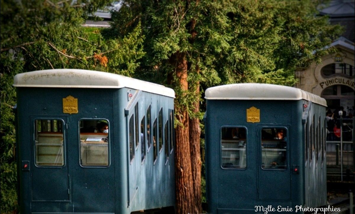 photo du funiculaire de la ville de Pau dans un slider ligthbox